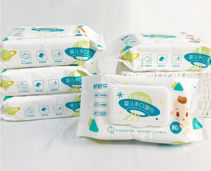 OEM Mini Wet Wipes Pouch Portable 10 Pieces Children's Disposable Wet Wipes